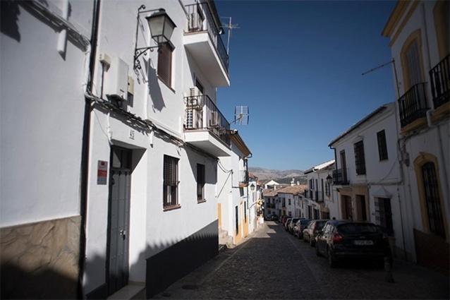 Apartamento Jardines De Cuenca รอนดา ภายนอก รูปภาพ