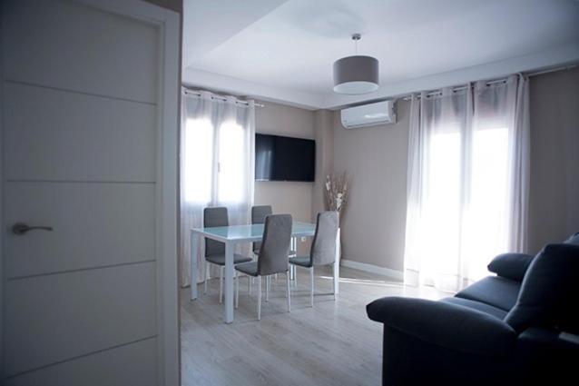 Apartamento Jardines De Cuenca รอนดา ภายนอก รูปภาพ